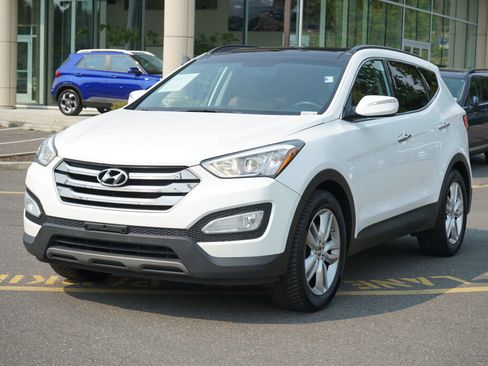 Used 2015 Hyundai Santa Fe Sport 2.0T w/ Option Group 05 AWD/4WD image 1