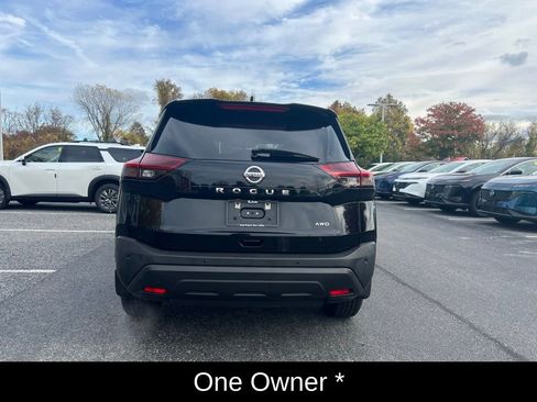 Certified 2021 Nissan Rogue S image 10