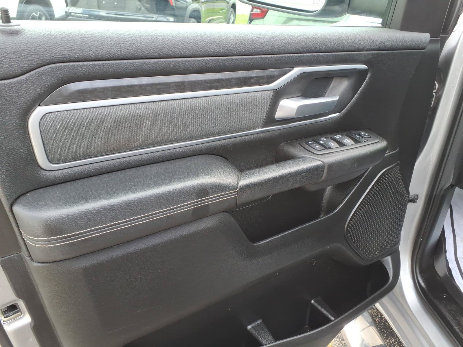 Used 2022 RAM 1500 Big Horn AWD/4WD image 13