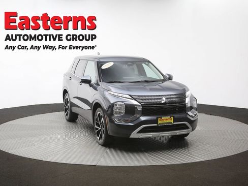 Used 2024 Mitsubishi Outlander SE AWD/4WD image 50