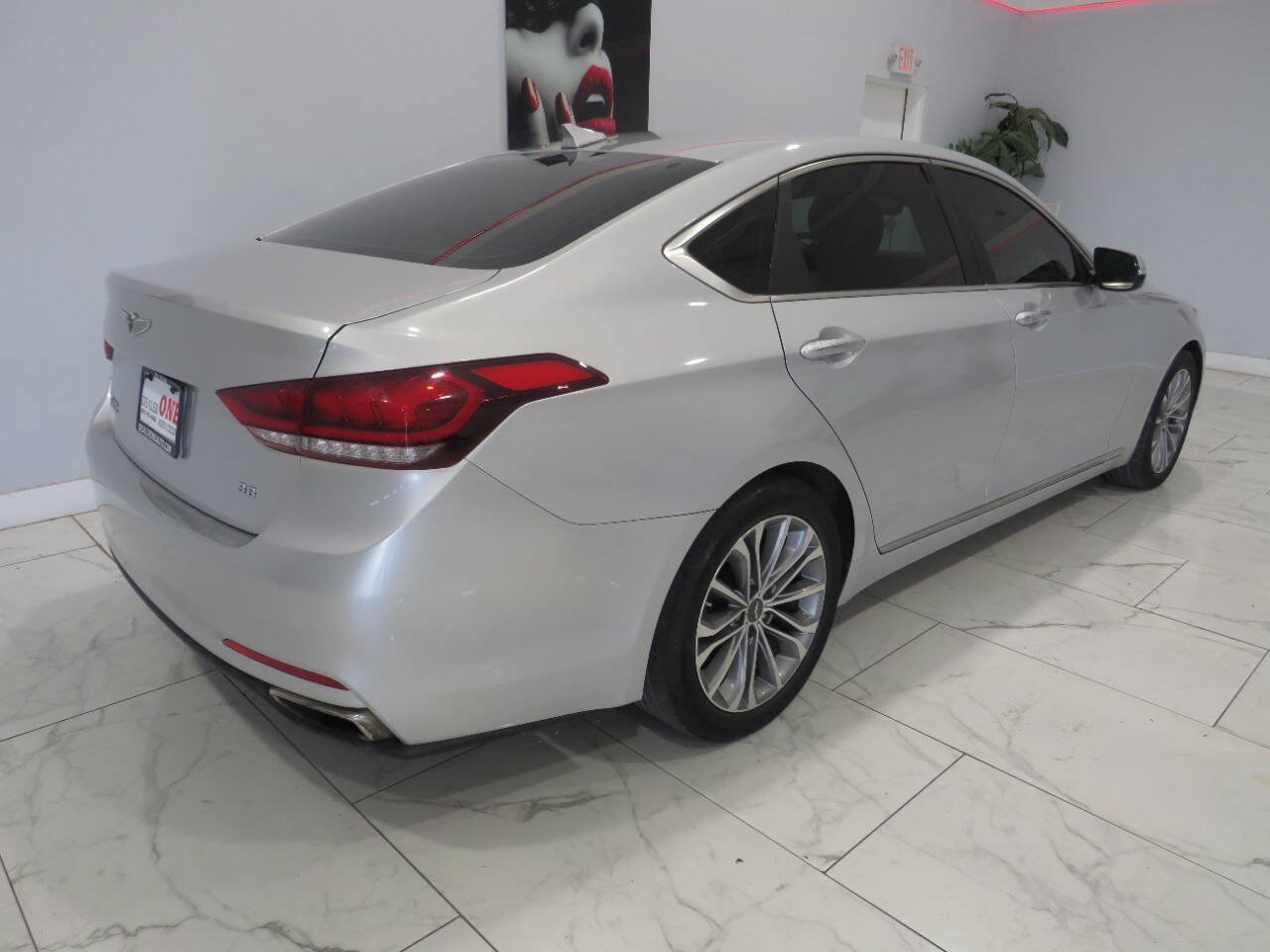 Used 2017 Genesis G80 3.8 RWD image 4