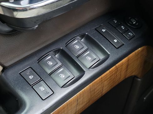 Used 2018 GMC Sierra 1500 SLT w/ Texas SLT Premium Package image 9