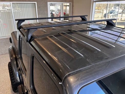 Used 2021 Jeep Gladiator Rubicon image 18