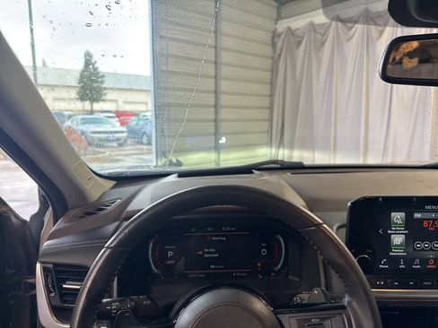 Used 2021 Nissan Rogue Platinum image 23