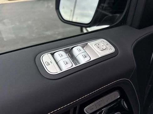 Used 2022 Mercedes-Benz G 550 image 10