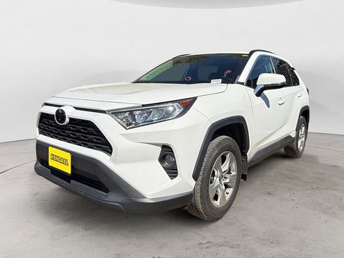 Used 2021 Toyota RAV4 XLE w/ Convenience Package AWD/4WD image 1