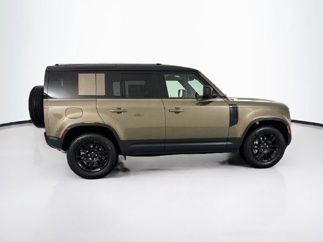 New 2026 Land Rover Defender 110 S AWD/4WD image 4