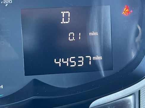 Used 2018 Chevrolet Sonic LT image 22