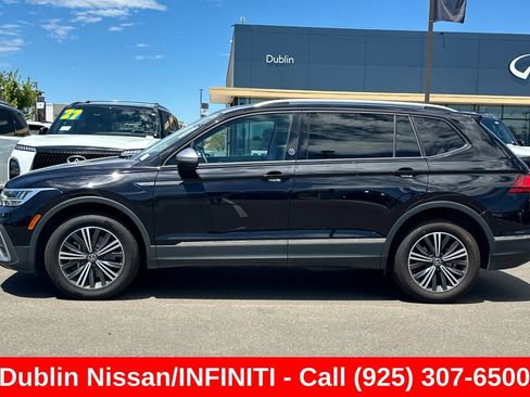 Used 2024 Volkswagen Tiguan Wolfsburg Edition AWD/4WD image 7