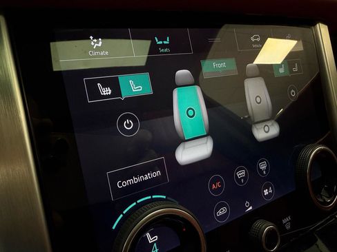 Used 2018 Land Rover Range Rover Autobiography image 23