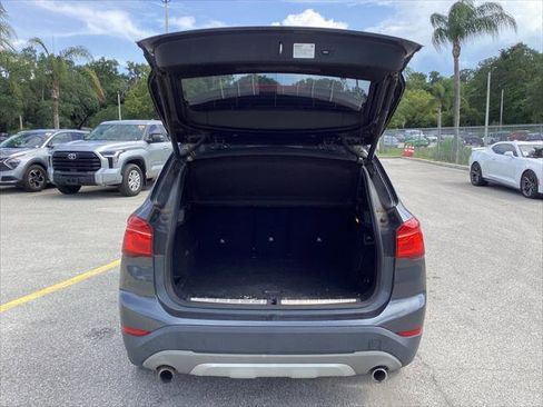 Used 2018 BMW X1 xDrive28i AWD/4WD image 17