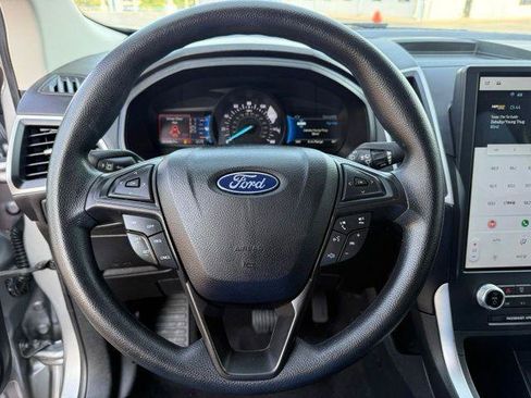 Used 2022 Ford Edge SE AWD/4WD image 8