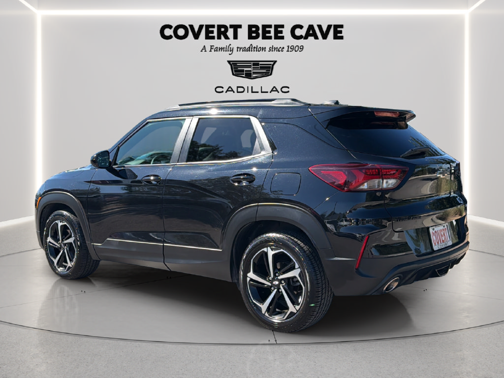Used 2023 Chevrolet TrailBlazer RS w/ Sun and Liftgate Package FWD image 5