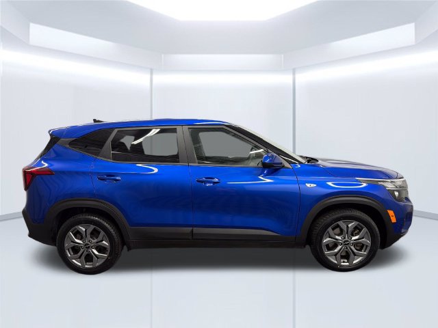 Certified 2024 Kia Seltos LX AWD/4WD image 7
