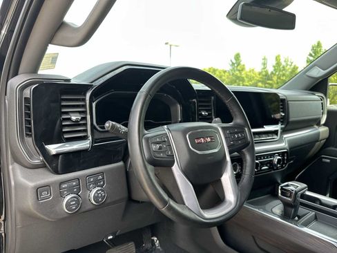 Certified 2023 GMC Sierra 1500 SLT w/ SLT Premium Package AWD/4WD image 16