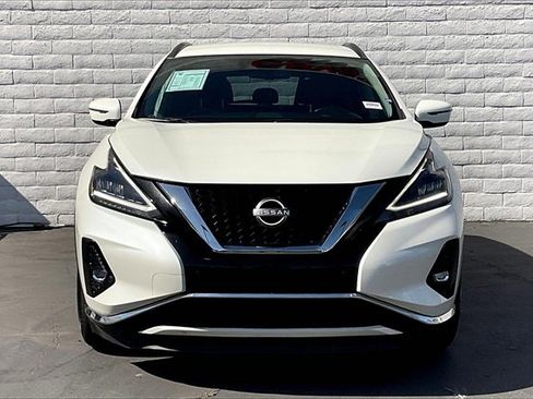 Used 2023 Nissan Murano SV image 2