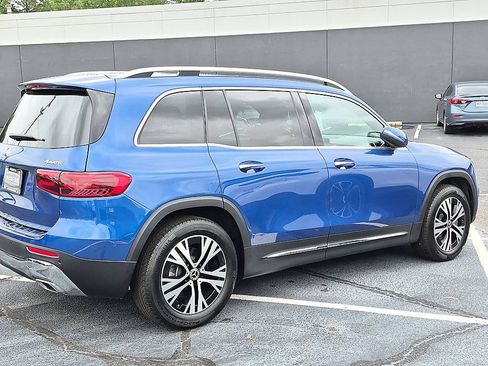 Used 2024 Mercedes-Benz GLB 250 4MATIC image 5