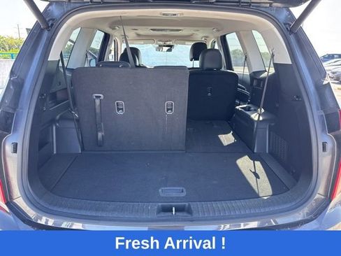 Used 2025 Kia Telluride S AWD/4WD image 5