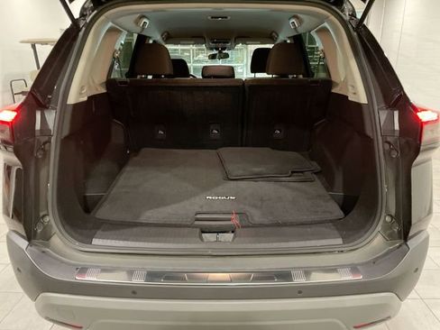 Used 2023 Nissan Rogue SV image 14