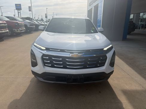 Used 2025 Chevrolet Equinox LT FWD image 10