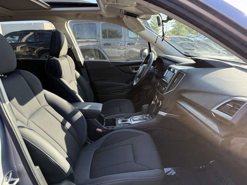 Used 2019 Subaru Forester Premium AWD/4WD image 15