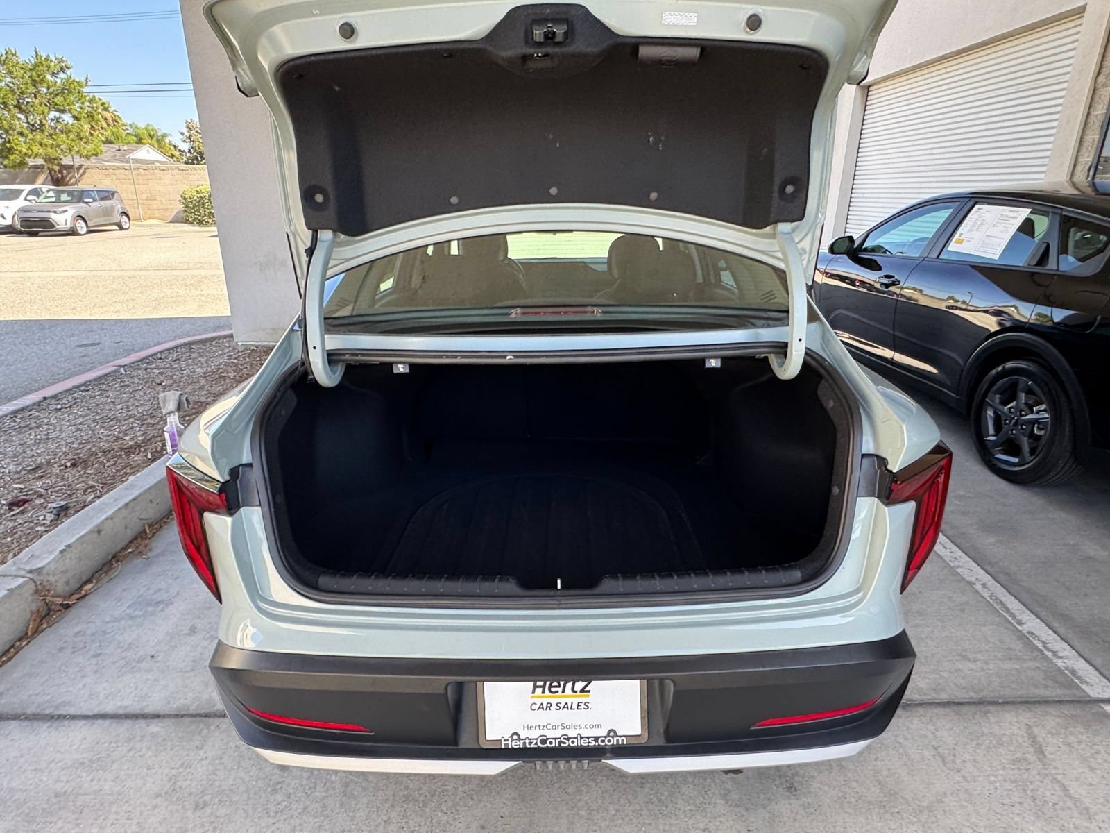 Used 2025 Kia K4 FWD image 30