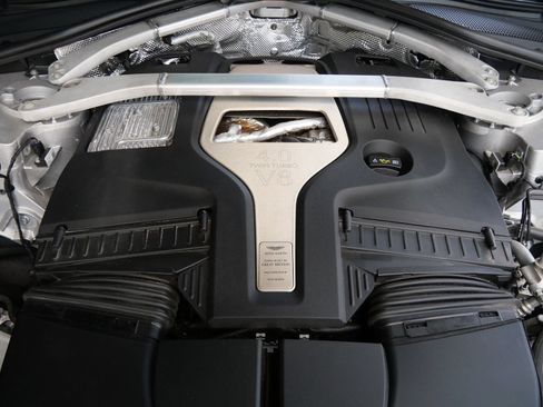 Used 2023 Aston Martin DBX AWD/4WD image 23