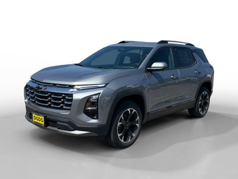 New 2026 Chevrolet Equinox LT w/ Convenience Package II FWD image 1