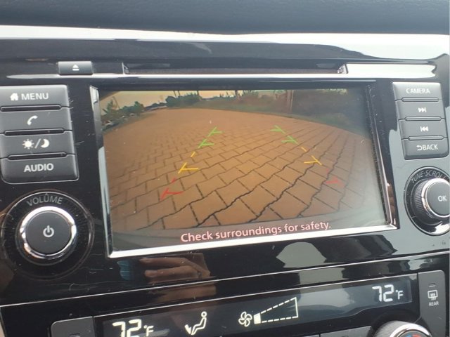 Used 2018 Nissan Rogue SV FWD image 8