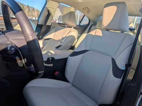 Used 2023 Lexus ES 350 w/ Premium Package image 18