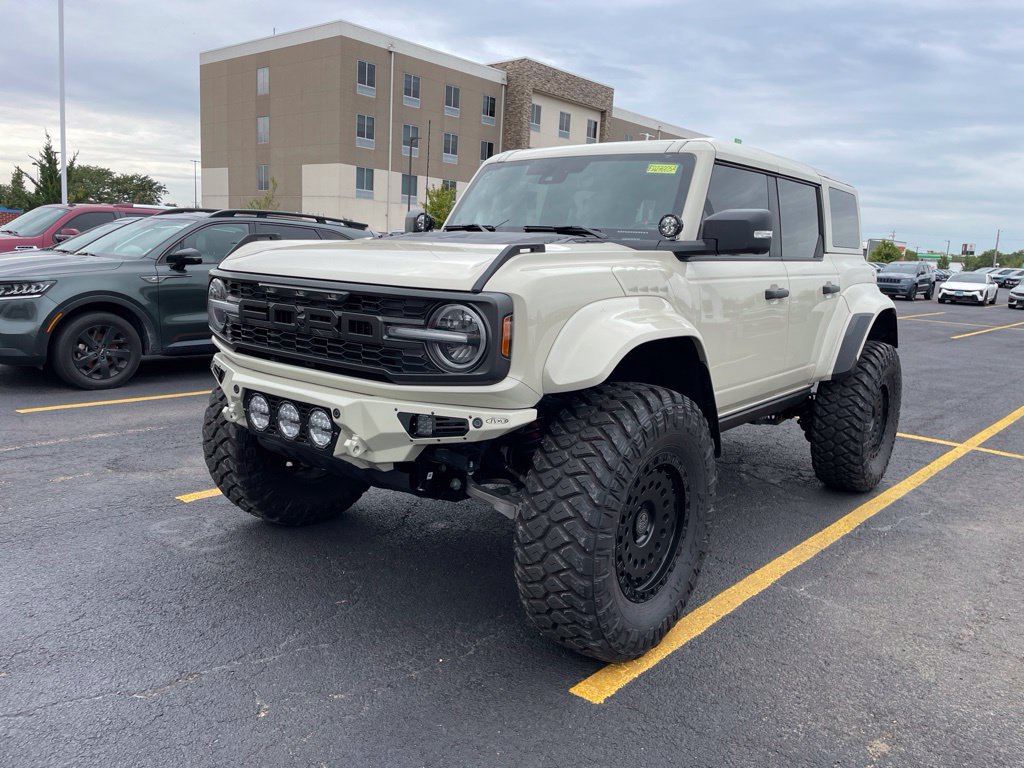 Used 2026 Ford Bronco Raptor AWD/4WD image 2