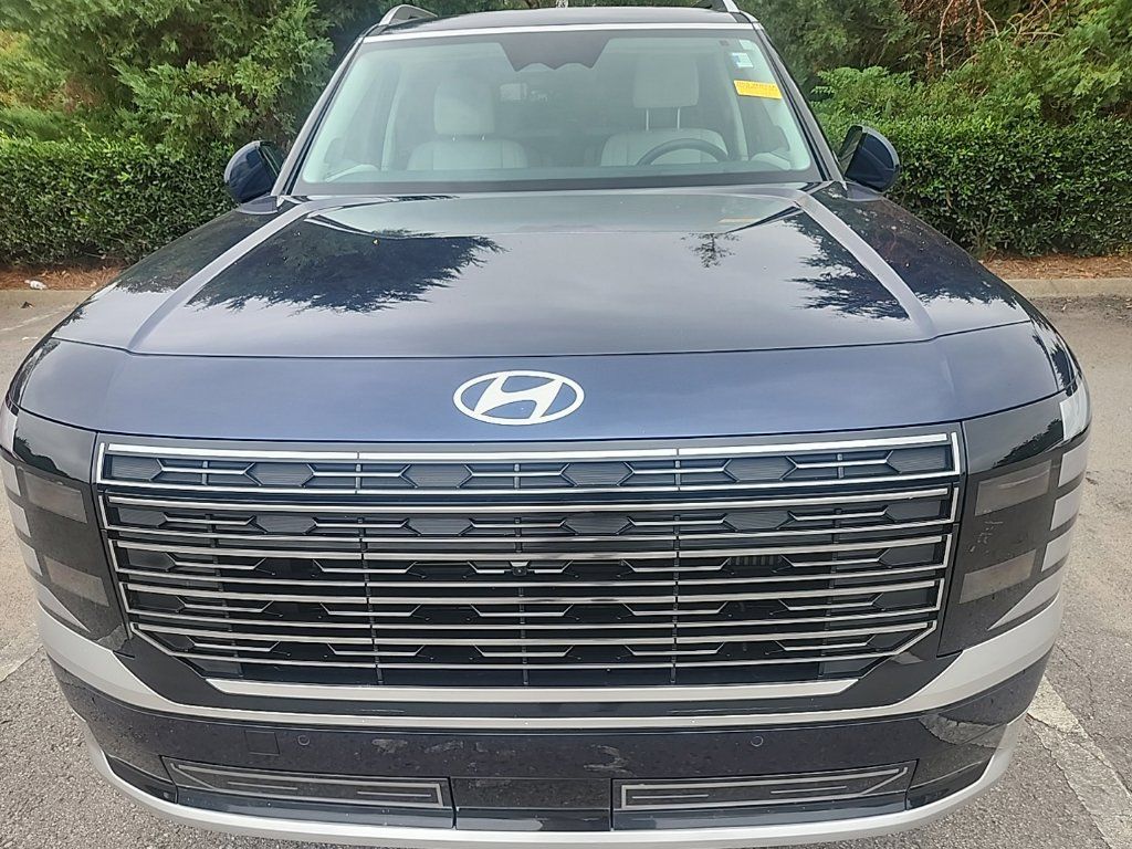 Certified 2026 Hyundai Palisade Calligraphy AWD/4WD image 3