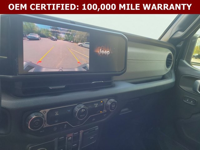 Used 2024 Jeep Gladiator Sport AWD/4WD image 38