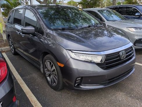Used 2024 Honda Odyssey Touring image 1