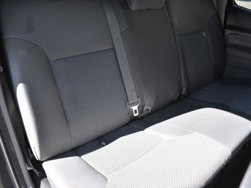 Used 2014 Toyota Tacoma 4x4 Double Cab w/ TRD Sport Package image 28