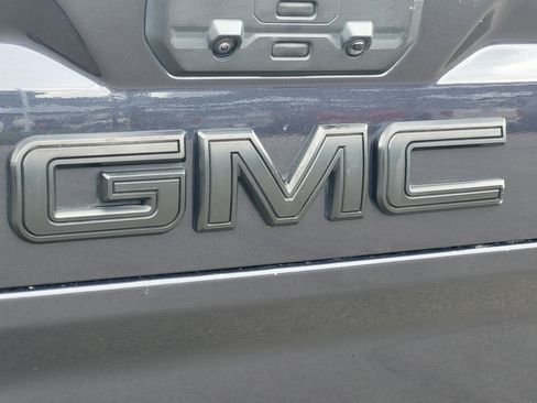 Used 2024 GMC Sierra 2500 Denali w/ Denali Reserve Package AWD/4WD image 11