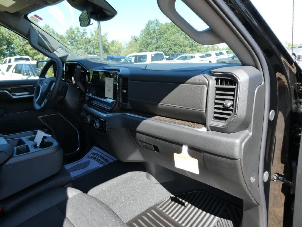New 2026 Chevrolet Silverado 1500 RST w/ Z71 Off-Road Package AWD/4WD image 13