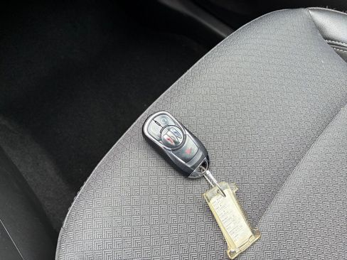 Used 2025 Buick Encore GX Preferred FWD image 21