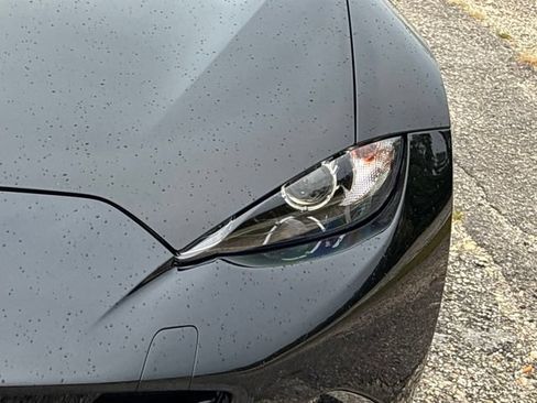 Used 2021 MAZDA MX-5 Miata RF Grand Touring RWD image 20