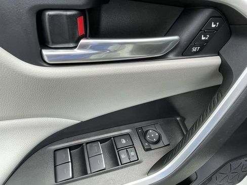 Used 2025 Toyota RAV4 XLE Premium w/ Weather Package FWD image 16