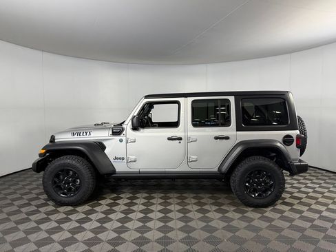Certified 2023 Jeep Wrangler Unlimited AWD/4WD image 10