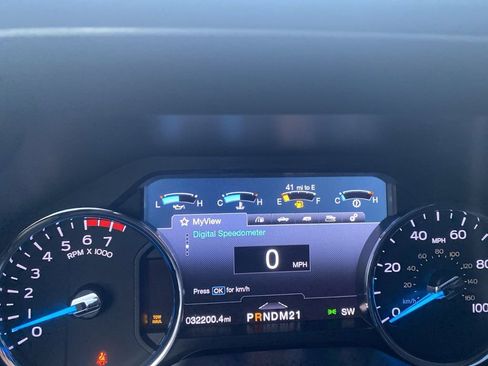 Used 2017 Ford F250 Lariat w/ Lariat Ultimate Package image 34