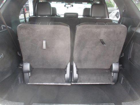 Used 2016 Ford Explorer Limited w/ Equipment Group 301A AWD/4WD image 37