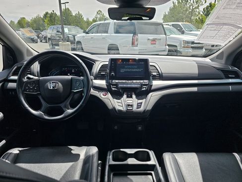Used 2022 Honda Odyssey EX-L image 18