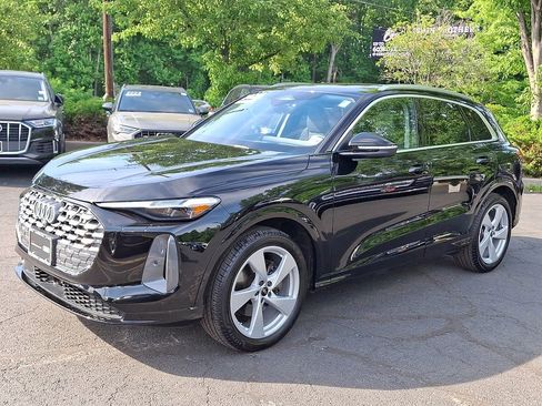 Used 2025 Audi Q5 Prestige AWD/4WD image 10