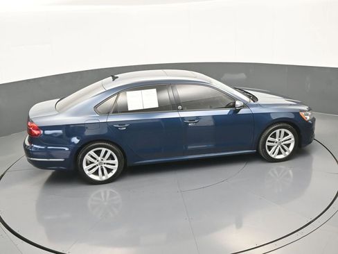 Used 2019 Volkswagen Passat 2.0T Wolfsburg image 49