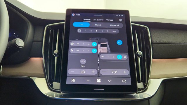 New 2026 Volvo XC90 T8 Plus AWD/4WD image 23