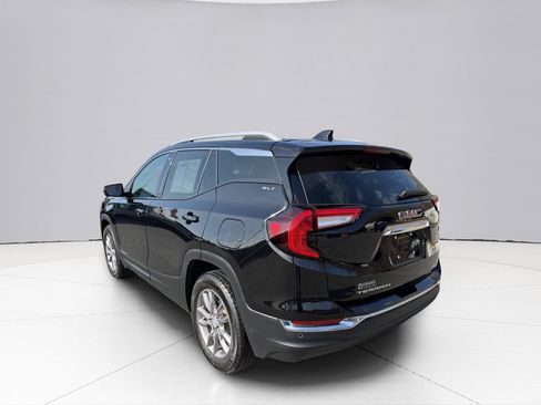Used 2024 GMC Terrain SLT w/ Infotainment Package II AWD/4WD image 18