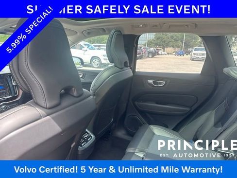Certified 2023 Volvo XC60 B5 Ultimate w/ Climate Package FWD image 18