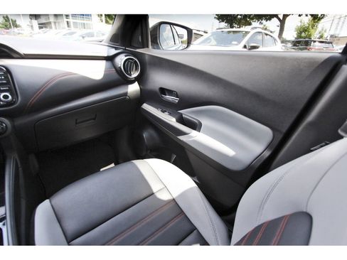 Used 2023 Nissan Kicks SR w/ SR Premium Package FWD image 10